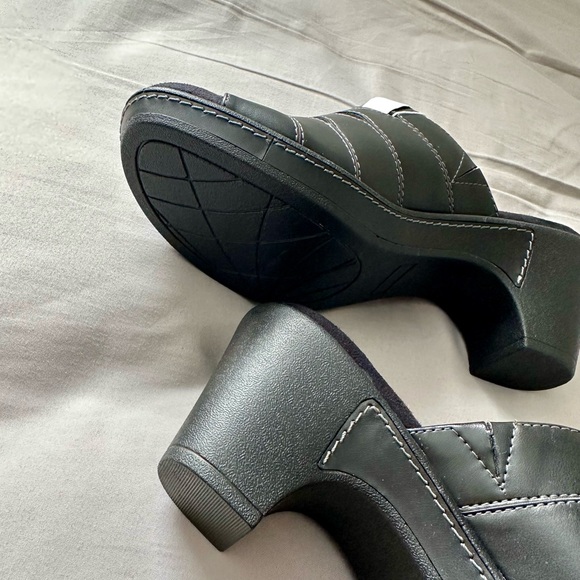 NWT Croft & Barrow Women's Black Heeled Sandals Size 7.5 - Picture 3 of 11